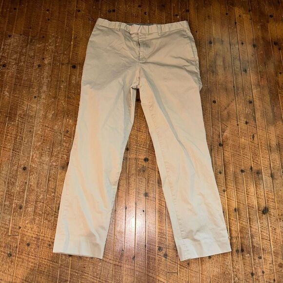 Banana Republic tan business casual standard fit 34x32 slacks - Picture 1 of 3